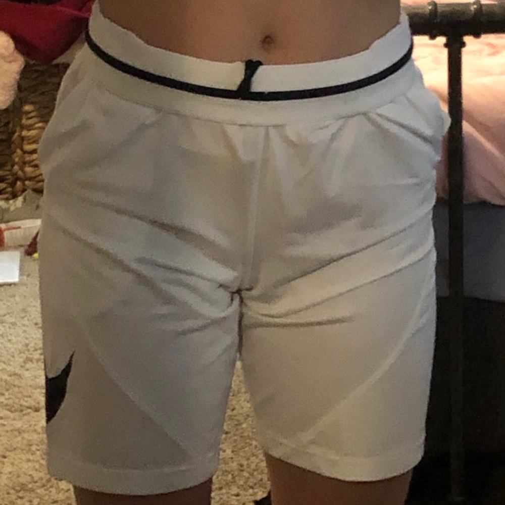 white nike basketball shorts